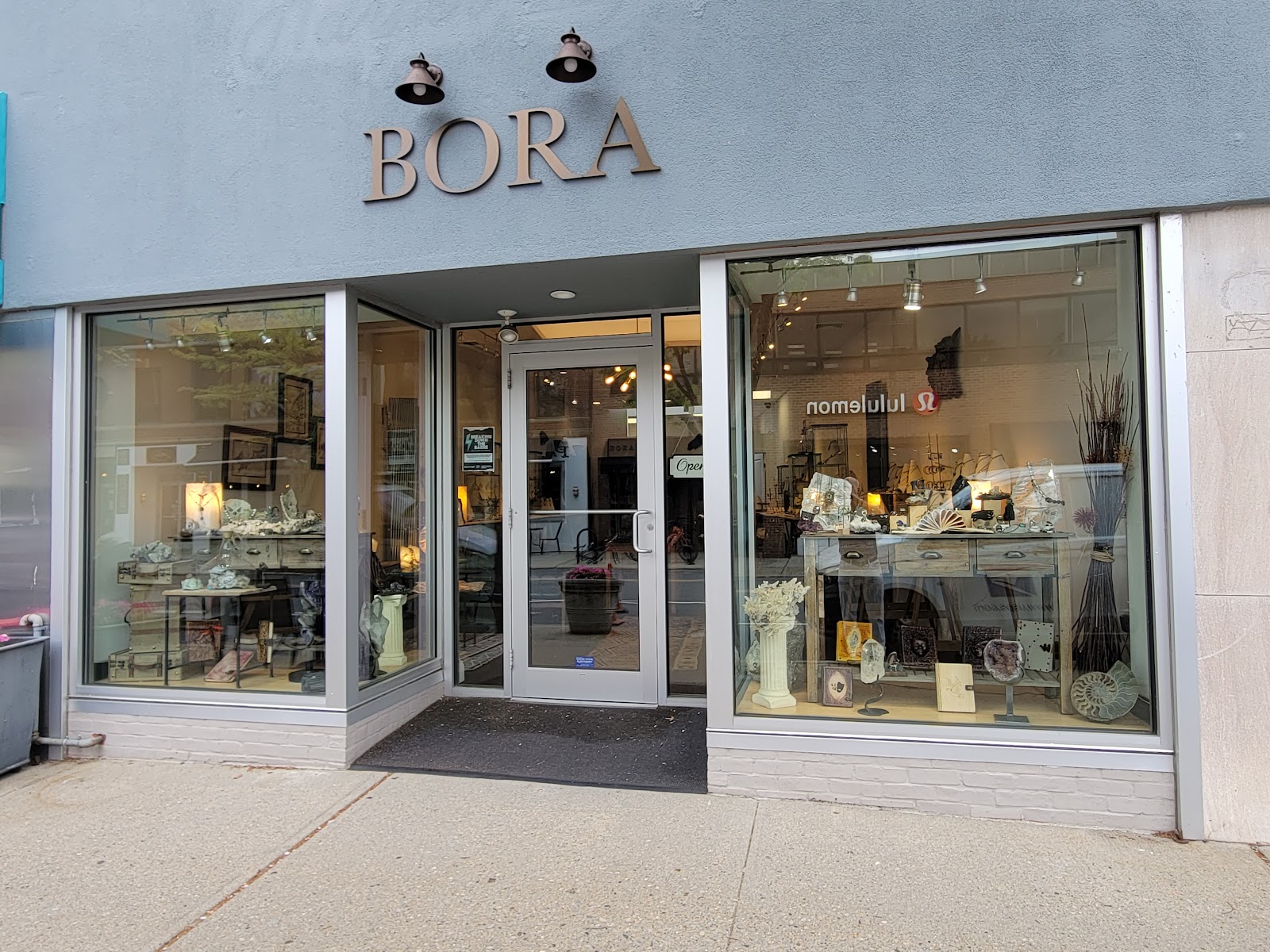 BORA jewelry boutique