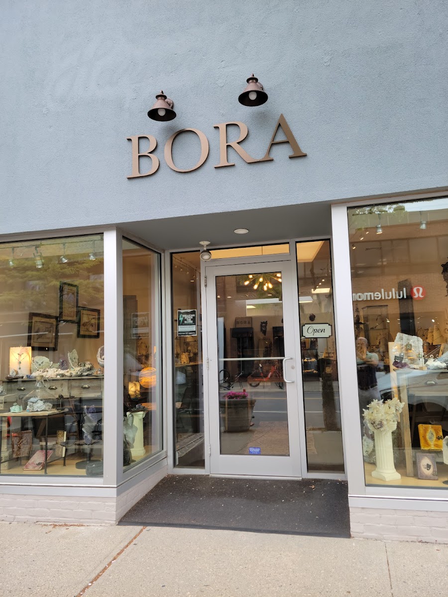 BORA jewelry boutique